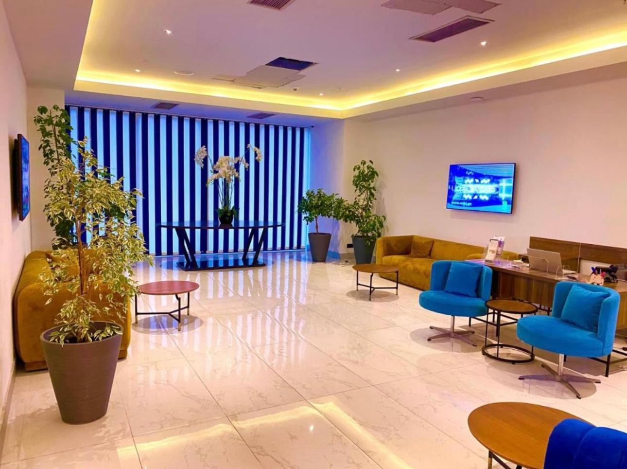 Orbi City Apartment With Sea View Батуми Экстерьер фото