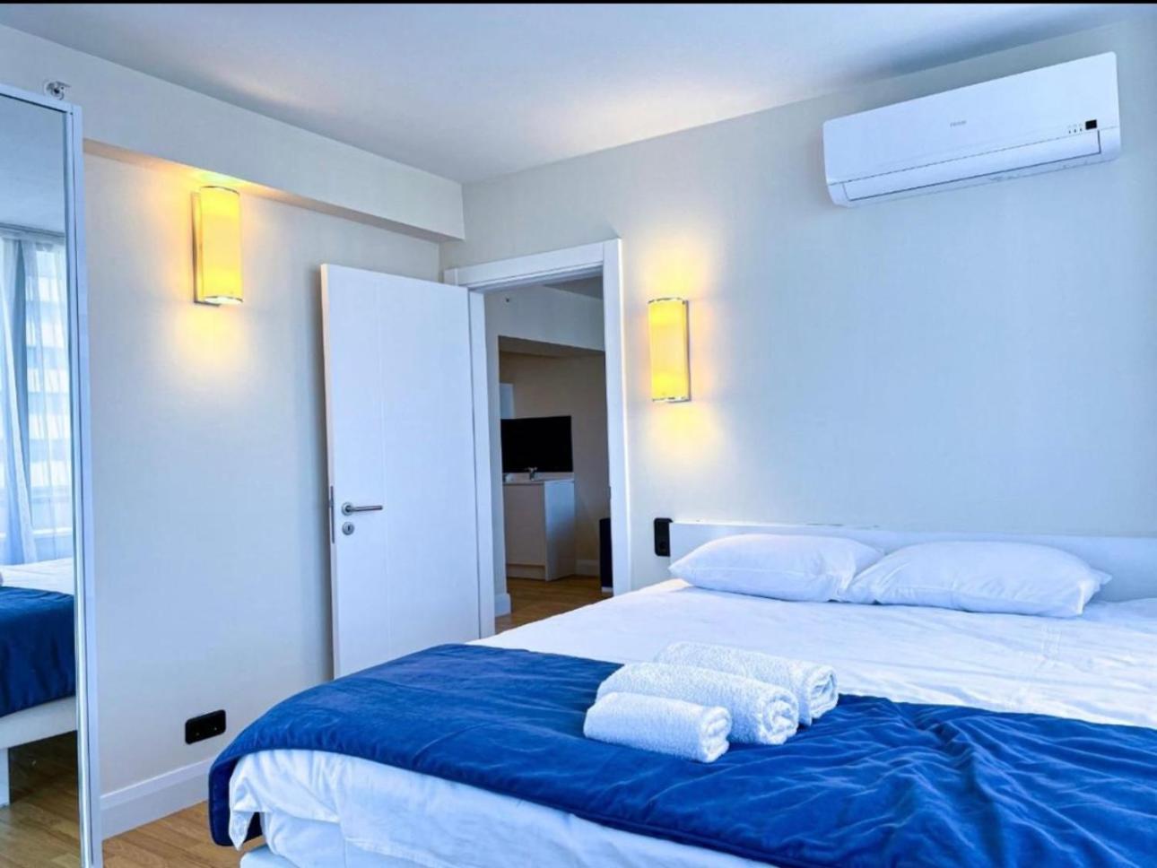 Orbi City Apartment With Sea View Батуми Экстерьер фото