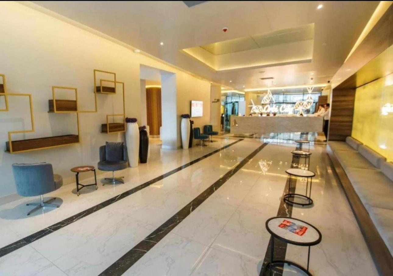 Orbi City Apartment With Sea View Батуми Экстерьер фото