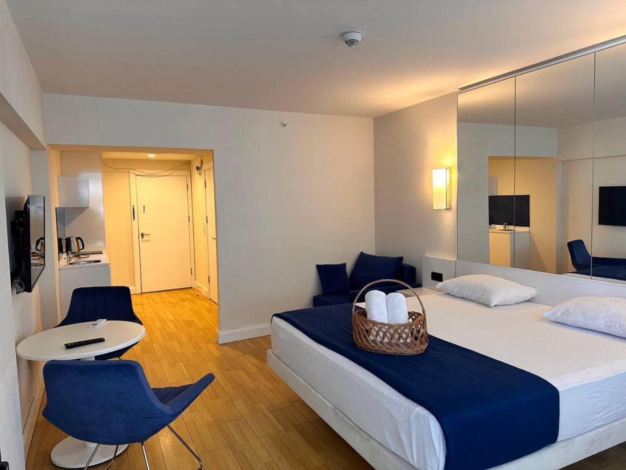 Orbi City Apartment With Sea View Батуми Экстерьер фото