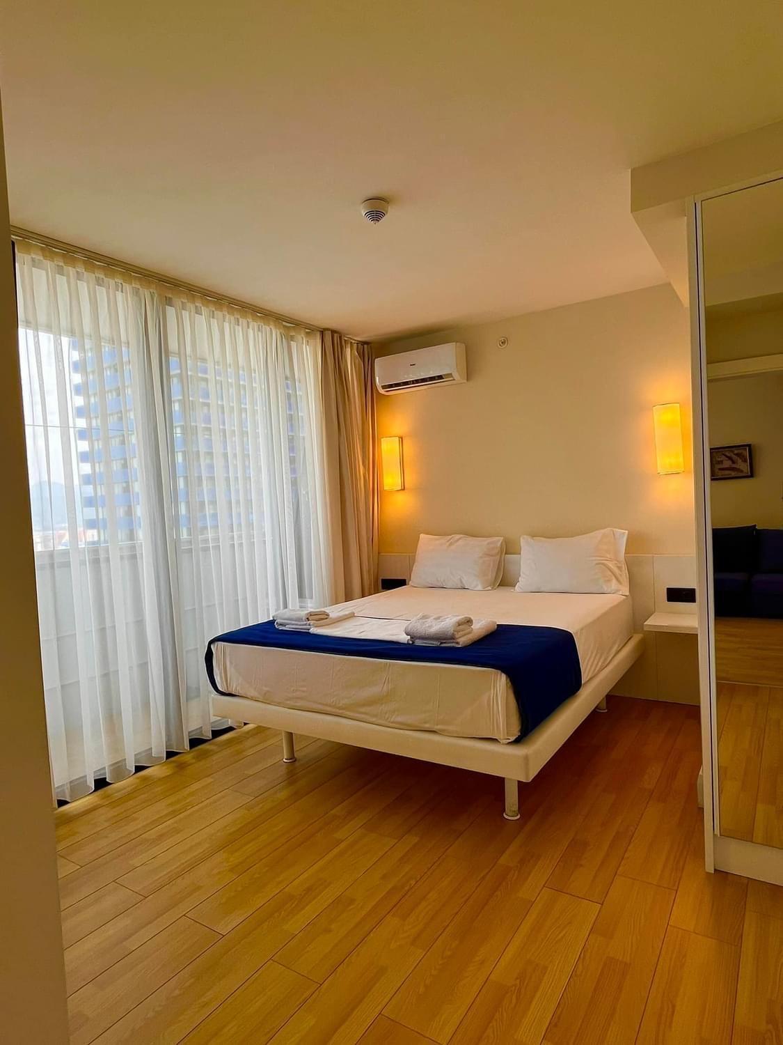 Orbi City Apartment With Sea View Батуми Экстерьер фото